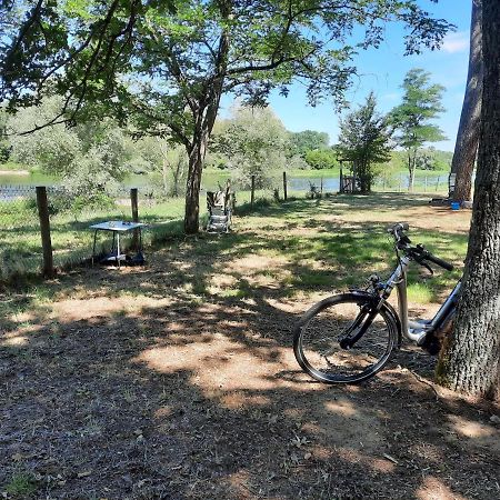 Camping Onlycamp Le Port Saint-Benoit-sur-Loire Екстер'єр фото